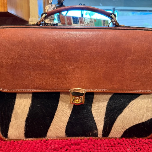 Stylish Brown and Black Leather Women’s computer briefcase Bag - Picture 2 of 14
